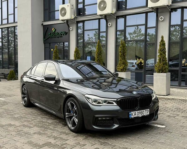 Сірий БМВ 7 Серія, об'ємом двигуна 2.99 л та пробігом 135 тис. км за 41000 $, фото 22 на Automoto.ua