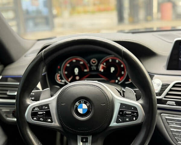 Сірий БМВ 7 Серія, об'ємом двигуна 2.99 л та пробігом 135 тис. км за 41000 $, фото 18 на Automoto.ua