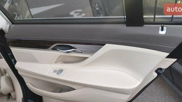 Серый БМВ 7 Серия, объемом двигателя 2 л и пробегом 135 тыс. км за 36805 $, фото 14 на Automoto.ua