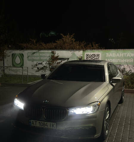 Серый БМВ 7 Серия, объемом двигателя 3 л и пробегом 154 тыс. км за 27900 $, фото 11 на Automoto.ua