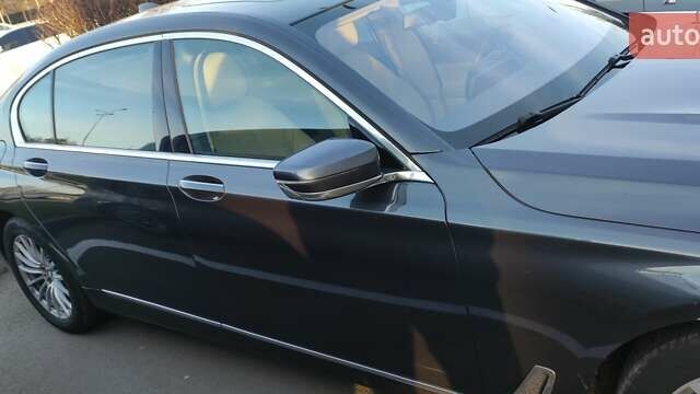 Серый БМВ 7 Серия, объемом двигателя 2 л и пробегом 135 тыс. км за 36805 $, фото 2 на Automoto.ua