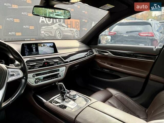 Серый БМВ 7 Серия, объемом двигателя 2.99 л и пробегом 230 тыс. км за 37000 $, фото 18 на Automoto.ua