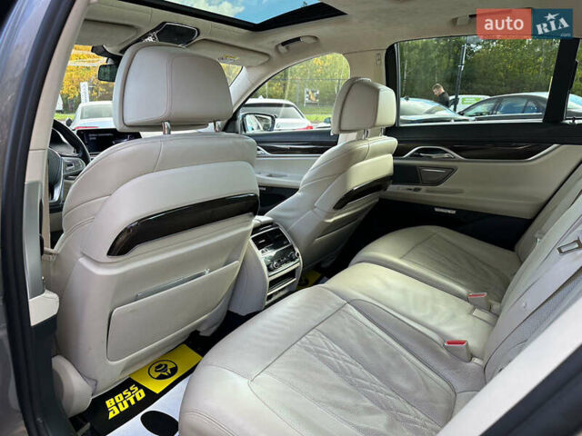 Серый БМВ 7 Серия, объемом двигателя 3 л и пробегом 118 тыс. км за 42000 $, фото 9 на Automoto.ua