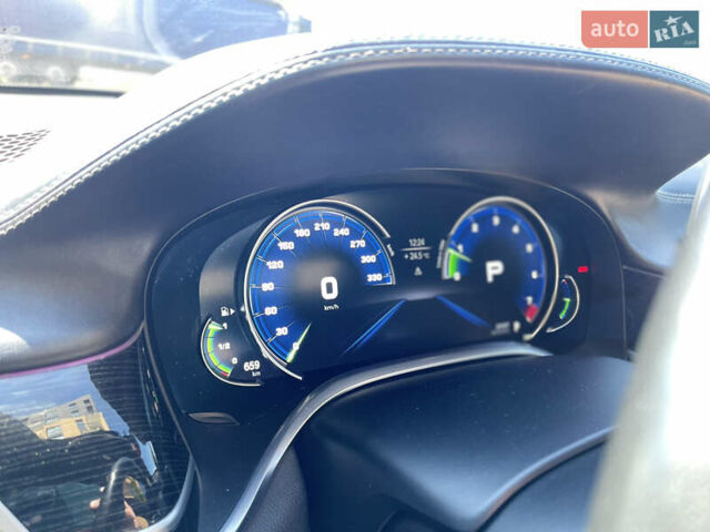 Серый БМВ 7 Серия, объемом двигателя 2.98 л и пробегом 198 тыс. км за 25500 $, фото 11 на Automoto.ua