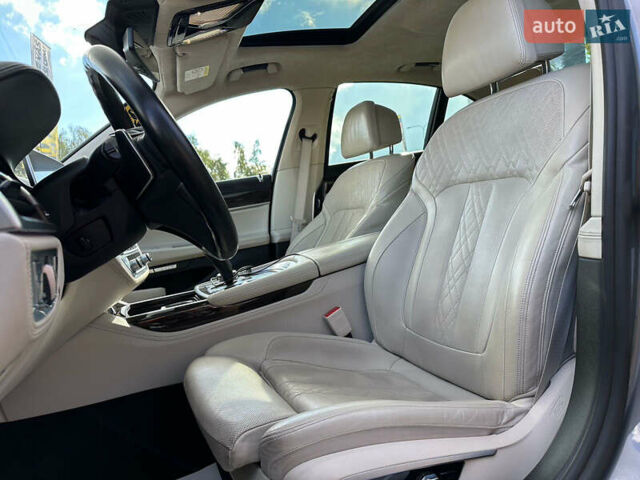 Серый БМВ 7 Серия, объемом двигателя 3 л и пробегом 118 тыс. км за 42000 $, фото 11 на Automoto.ua