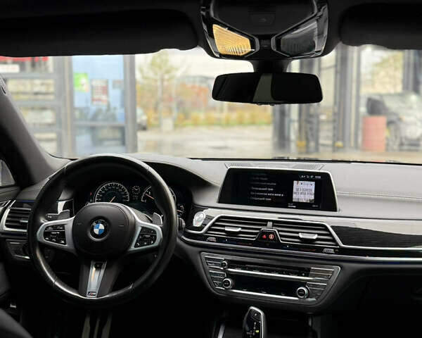 Сірий БМВ 7 Серія, об'ємом двигуна 2.99 л та пробігом 135 тис. км за 41000 $, фото 17 на Automoto.ua