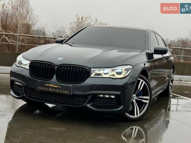 Серый БМВ 7 Серия, объемом двигателя 2.99 л и пробегом 233 тыс. км за 34500 $, фото 1 на Automoto.ua