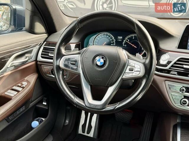 Серый БМВ 7 Серия, объемом двигателя 2.99 л и пробегом 230 тыс. км за 37000 $, фото 19 на Automoto.ua