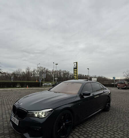 Серый БМВ 7 Серия, объемом двигателя 3 л и пробегом 198 тыс. км за 26500 $, фото 21 на Automoto.ua