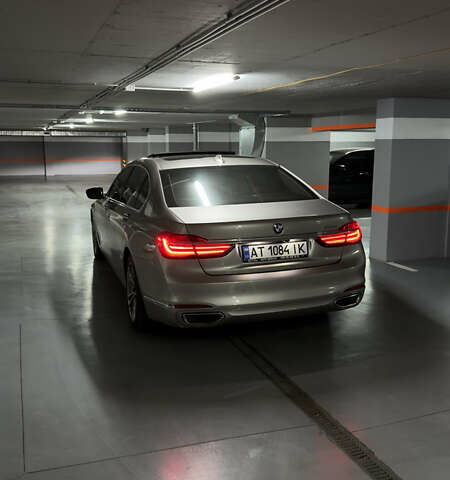 Серый БМВ 7 Серия, объемом двигателя 3 л и пробегом 154 тыс. км за 27900 $, фото 22 на Automoto.ua