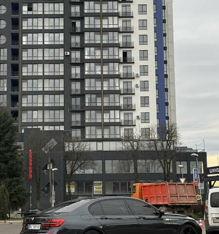 Серый БМВ 7 Серия, объемом двигателя 3 л и пробегом 198 тыс. км за 26500 $, фото 38 на Automoto.ua