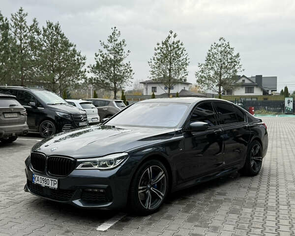 Сірий БМВ 7 Серія, об'ємом двигуна 2.99 л та пробігом 135 тис. км за 41000 $, фото 1 на Automoto.ua