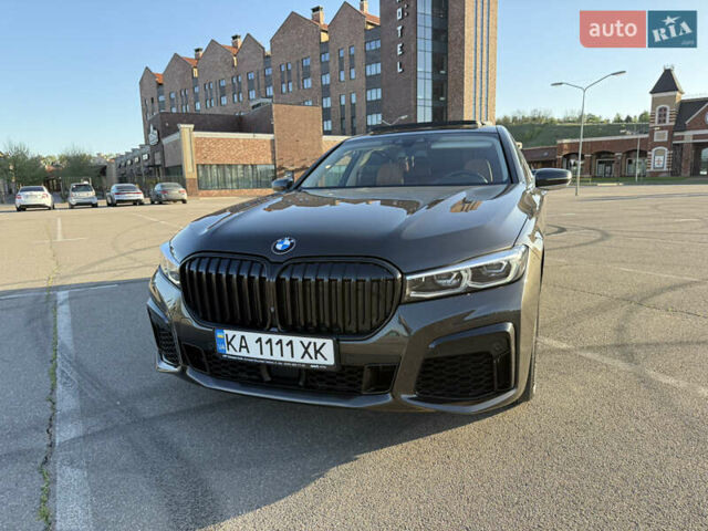 Серый БМВ 7 Серия, объемом двигателя 4.39 л и пробегом 69 тыс. км за 42500 $, фото 3 на Automoto.ua