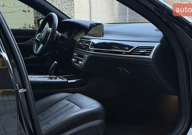 Серый БМВ 7 Серия, объемом двигателя 3 л и пробегом 198 тыс. км за 26500 $, фото 10 на Automoto.ua