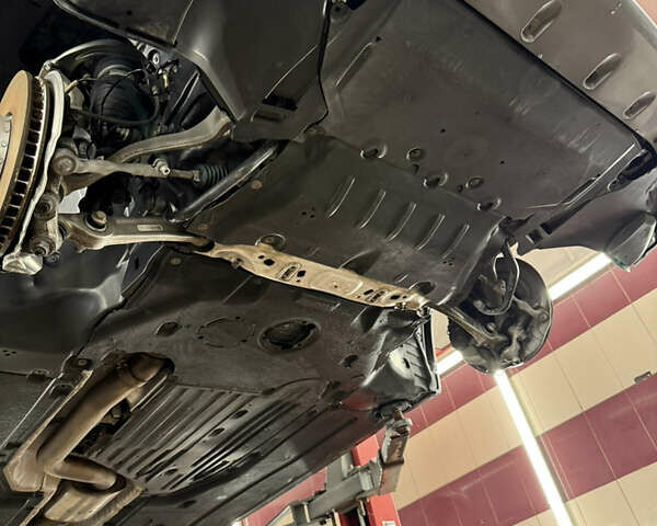 Серый БМВ 7 Серия, объемом двигателя 2.98 л и пробегом 198 тыс. км за 25500 $, фото 29 на Automoto.ua