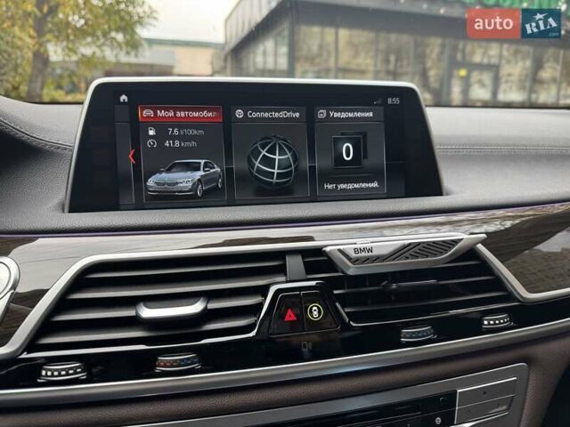 Серый БМВ 7 Серия, объемом двигателя 2.99 л и пробегом 185 тыс. км за 36900 $, фото 23 на Automoto.ua