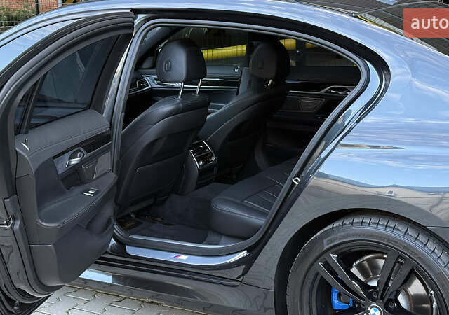 Серый БМВ 7 Серия, объемом двигателя 3 л и пробегом 198 тыс. км за 26500 $, фото 28 на Automoto.ua