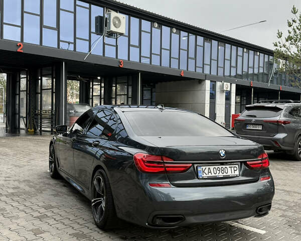Сірий БМВ 7 Серія, об'ємом двигуна 2.99 л та пробігом 135 тис. км за 41000 $, фото 6 на Automoto.ua