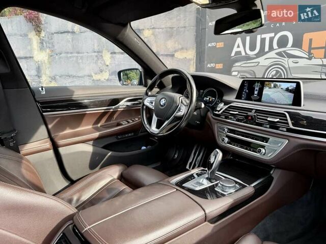 Серый БМВ 7 Серия, объемом двигателя 2.99 л и пробегом 230 тыс. км за 37000 $, фото 16 на Automoto.ua