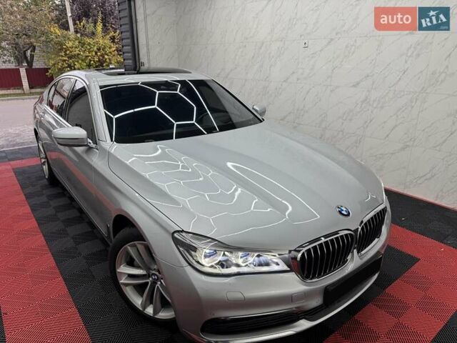 Серый БМВ 7 Серия, объемом двигателя 2.99 л и пробегом 185 тыс. км за 36900 $, фото 27 на Automoto.ua