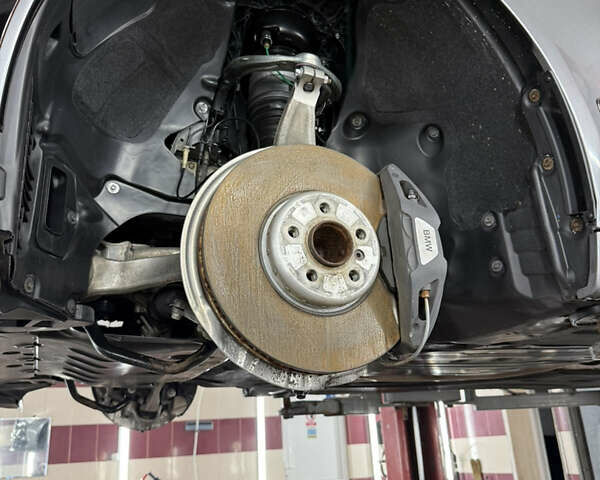 Серый БМВ 7 Серия, объемом двигателя 2.98 л и пробегом 198 тыс. км за 25500 $, фото 22 на Automoto.ua