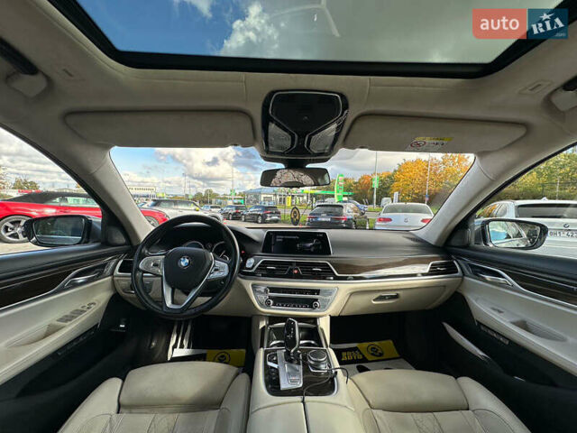 Серый БМВ 7 Серия, объемом двигателя 3 л и пробегом 118 тыс. км за 42000 $, фото 6 на Automoto.ua