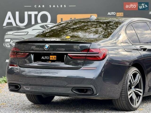 Серый БМВ 7 Серия, объемом двигателя 2.99 л и пробегом 230 тыс. км за 37000 $, фото 9 на Automoto.ua