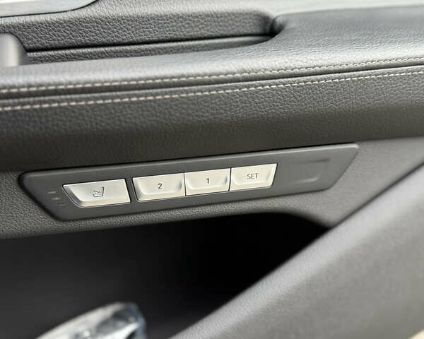 Сірий БМВ 7 Серія, об'ємом двигуна 2.99 л та пробігом 135 тис. км за 41000 $, фото 20 на Automoto.ua