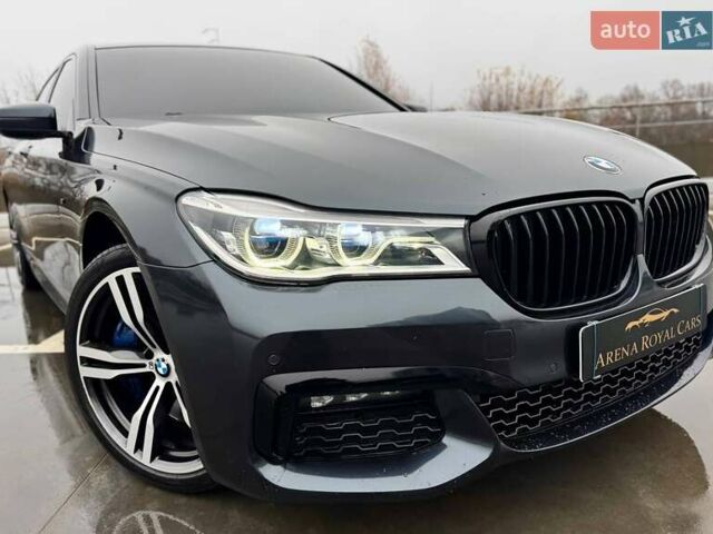 Серый БМВ 7 Серия, объемом двигателя 2.99 л и пробегом 233 тыс. км за 34500 $, фото 8 на Automoto.ua
