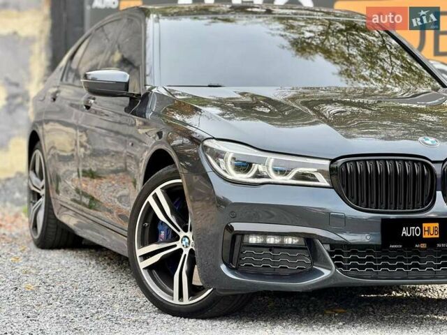 Серый БМВ 7 Серия, объемом двигателя 2.99 л и пробегом 230 тыс. км за 37000 $, фото 4 на Automoto.ua