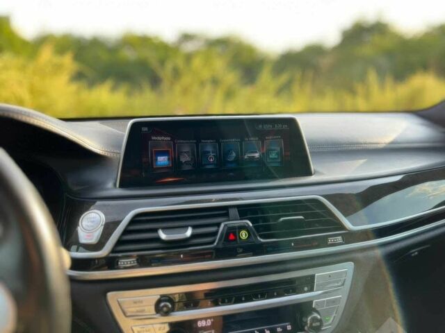 БМВ 7 Серія 2016 у Одесі на Automoto.ua Сірий БМВ 7 Серія, об'ємом двигуна 4.4 л та пробігом 73 тис. км за 8000 $, фото 10 на Automoto.ua