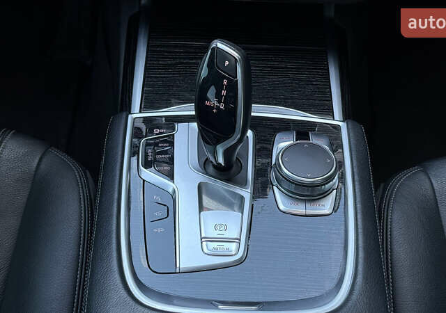 Серый БМВ 7 Серия, объемом двигателя 3 л и пробегом 198 тыс. км за 26500 $, фото 18 на Automoto.ua