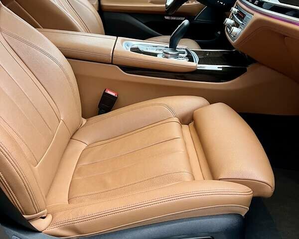 Серый БМВ 7 Серия, объемом двигателя 2 л и пробегом 89 тыс. км за 33990 $, фото 28 на Automoto.ua