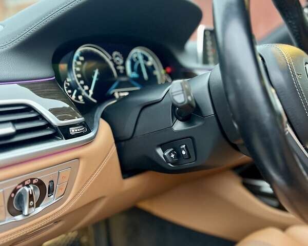 Серый БМВ 7 Серия, объемом двигателя 2 л и пробегом 89 тыс. км за 33990 $, фото 22 на Automoto.ua