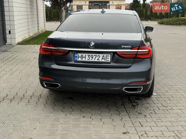 Серый БМВ 7 Серия, объемом двигателя 3 л и пробегом 89 тыс. км за 31400 $, фото 14 на Automoto.ua