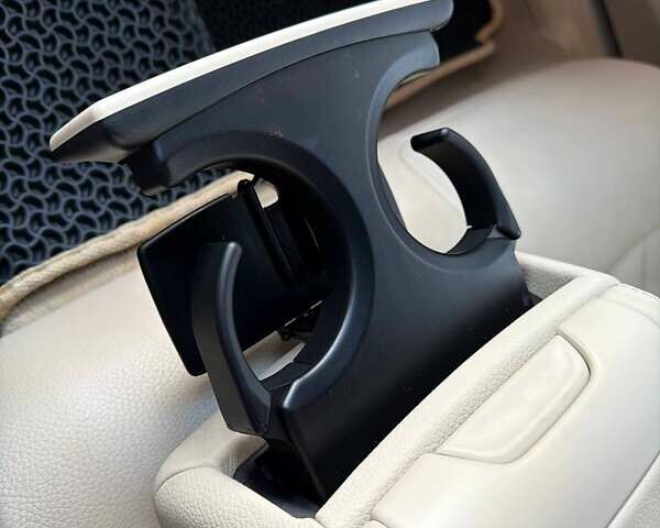 Серый БМВ 7 Серия, объемом двигателя 3 л и пробегом 92 тыс. км за 31000 $, фото 49 на Automoto.ua