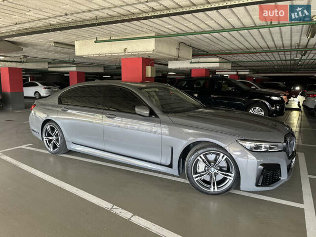 Серый БМВ 7 Серия, объемом двигателя 4.39 л и пробегом 103 тыс. км за 34900 $, фото 9 на Automoto.ua