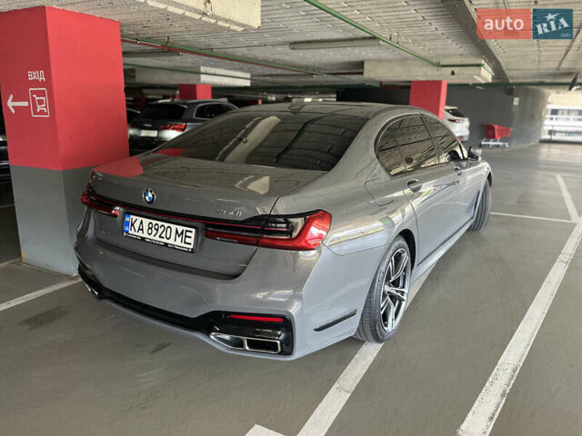 Серый БМВ 7 Серия, объемом двигателя 4.39 л и пробегом 103 тыс. км за 34900 $, фото 13 на Automoto.ua