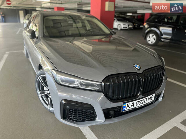 Серый БМВ 7 Серия, объемом двигателя 4.39 л и пробегом 103 тыс. км за 34900 $, фото 6 на Automoto.ua