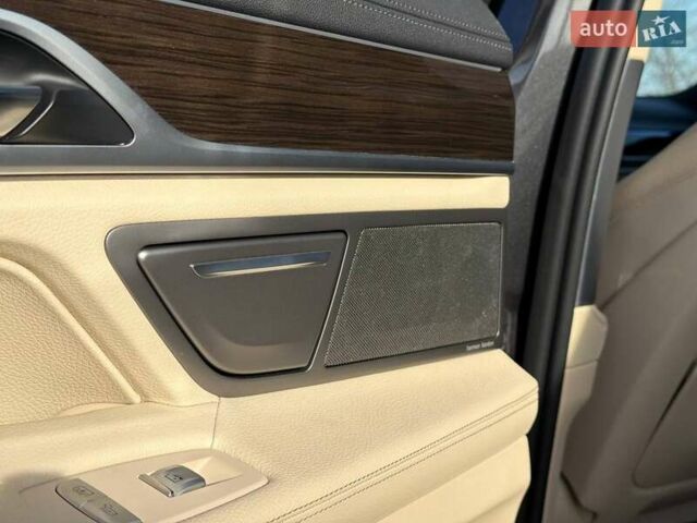 Серый БМВ 7 Серия, объемом двигателя 3 л и пробегом 92 тыс. км за 31000 $, фото 45 на Automoto.ua