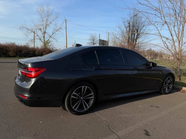 Серый БМВ 7 Серия, объемом двигателя 3 л и пробегом 92 тыс. км за 31000 $, фото 8 на Automoto.ua