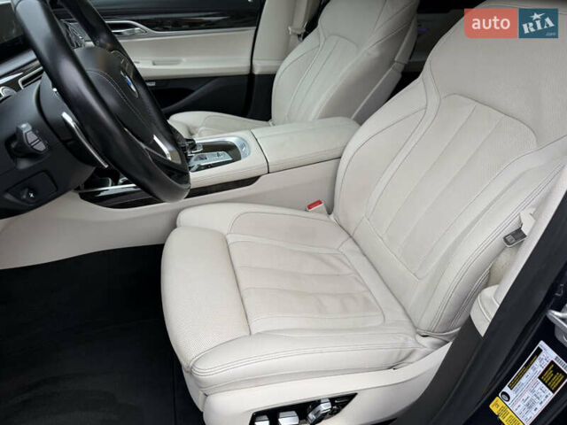 Серый БМВ 7 Серия, объемом двигателя 3 л и пробегом 89 тыс. км за 31400 $, фото 34 на Automoto.ua