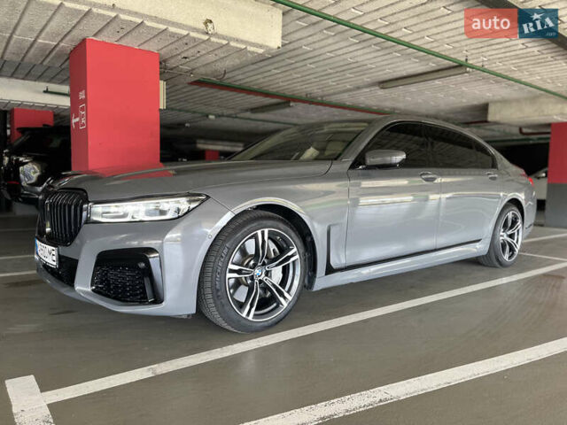Серый БМВ 7 Серия, объемом двигателя 4.39 л и пробегом 103 тыс. км за 34900 $, фото 31 на Automoto.ua