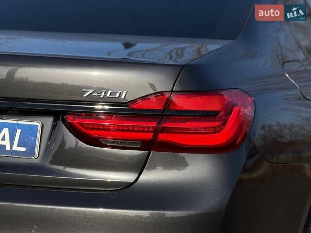Серый БМВ 7 Серия, объемом двигателя 3 л и пробегом 92 тыс. км за 31000 $, фото 22 на Automoto.ua