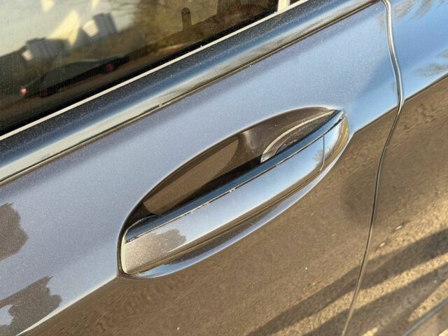 Серый БМВ 7 Серия, объемом двигателя 3 л и пробегом 92 тыс. км за 31000 $, фото 5 на Automoto.ua