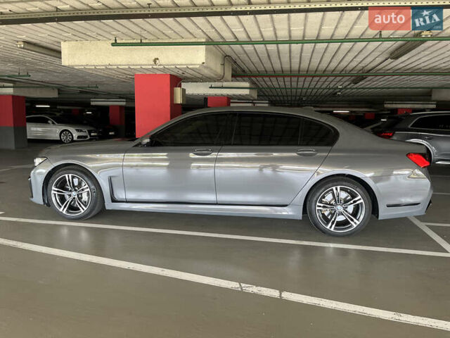 Серый БМВ 7 Серия, объемом двигателя 4.39 л и пробегом 103 тыс. км за 34900 $, фото 34 на Automoto.ua