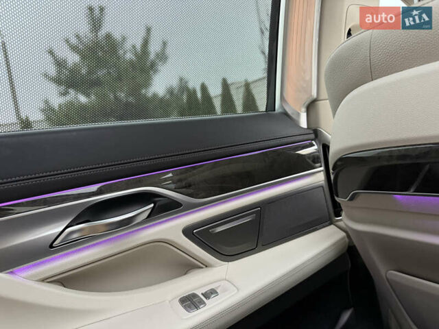 Серый БМВ 7 Серия, объемом двигателя 3 л и пробегом 89 тыс. км за 31400 $, фото 16 на Automoto.ua