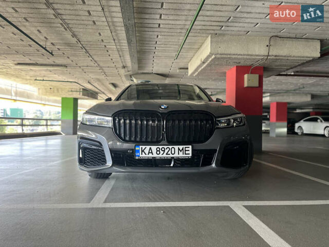 Серый БМВ 7 Серия, объемом двигателя 4.39 л и пробегом 103 тыс. км за 34900 $, фото 2 на Automoto.ua