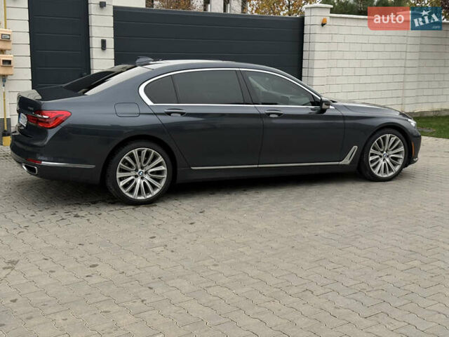 Серый БМВ 7 Серия, объемом двигателя 3 л и пробегом 89 тыс. км за 31400 $, фото 10 на Automoto.ua