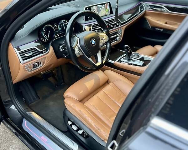 Серый БМВ 7 Серия, объемом двигателя 2 л и пробегом 89 тыс. км за 33990 $, фото 17 на Automoto.ua